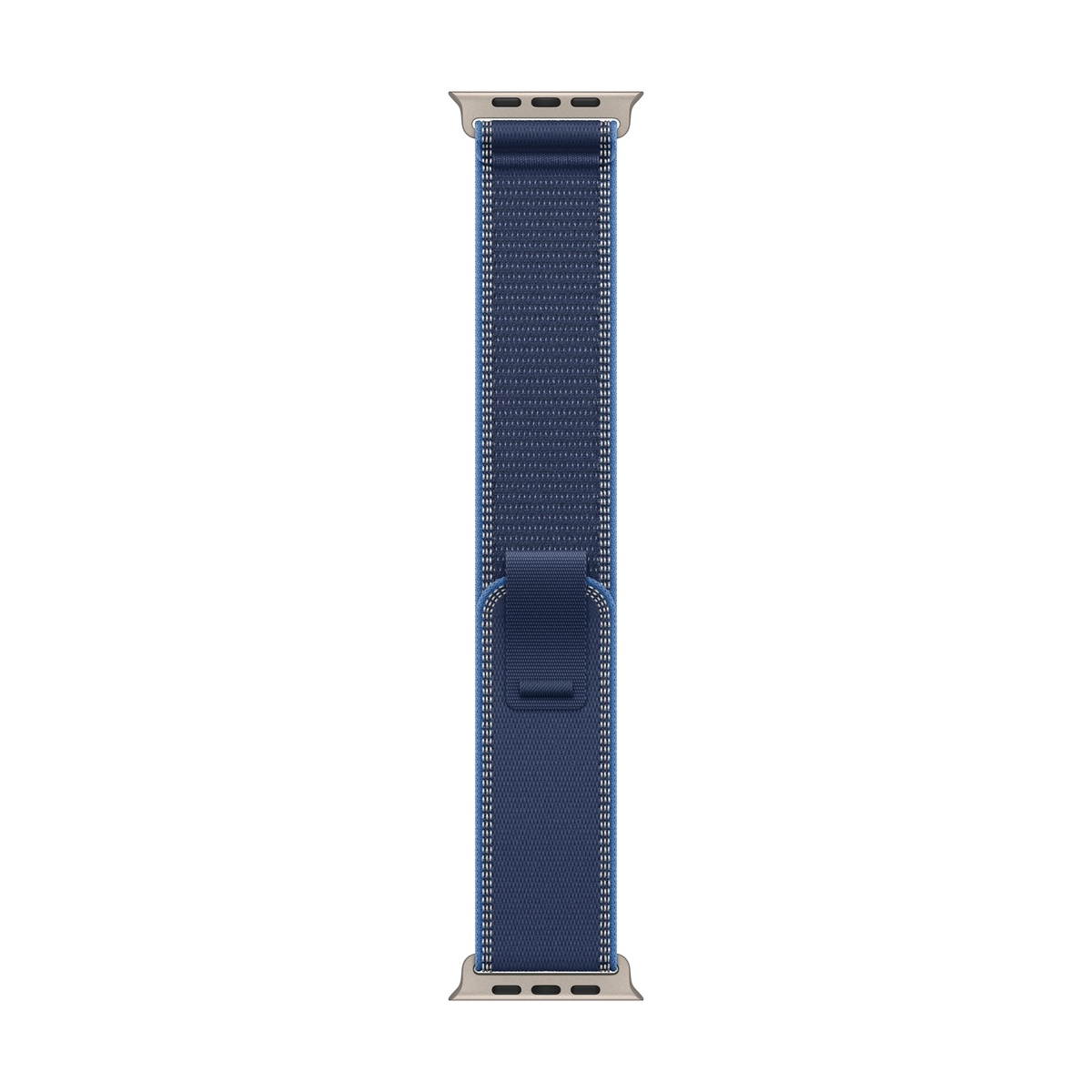 Apple Watch Ultra 3 (2025), 49 мм корпус из титана цвета «Natural», ремешок Trail Loop размера M/L цвета «Blue/Bright Blue»