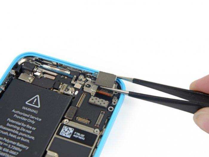 Замена основной камеры на iPhone 5c