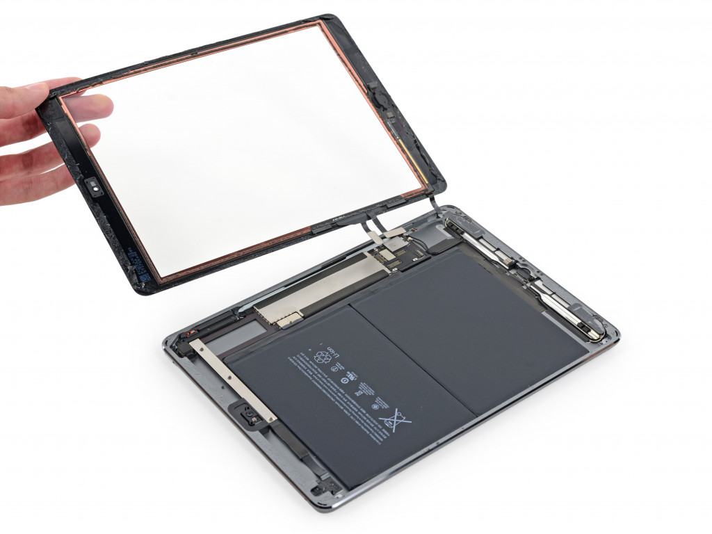 Замена тачскрина (сенсорного стекла) на Apple iPad 2 2011