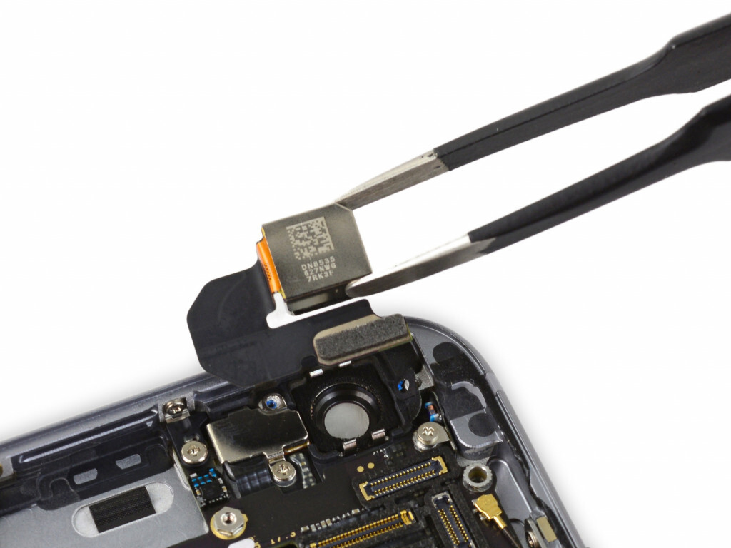 Замена микрофона (нижний) на iPhone 5c