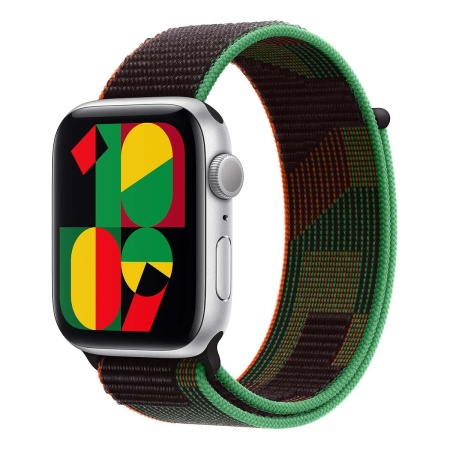 Купить apple watch se (2024), 44 мм корпус из алюминия цвета «silver», ремешок sport loop цвета «black unity» с доставкой