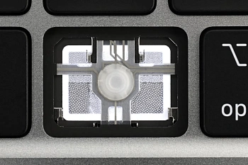 Ремонт Apple MacBook Замена клавиатуры на MacBook Pro 16 A2141