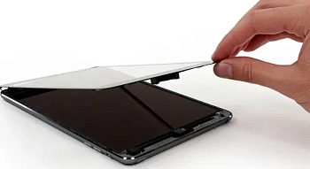 Замена стекла дисплейного модуля (с сохранением родной матрицы) на iPad Air 5 (2022) в Самаре