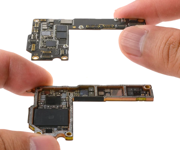 Ремонт материнской платы на iPhone 16 в Самаре по доступным ценам
