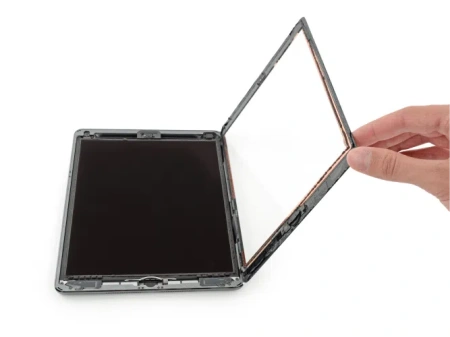 Замена рамки дисплея на iPad Pro 10,5 2017